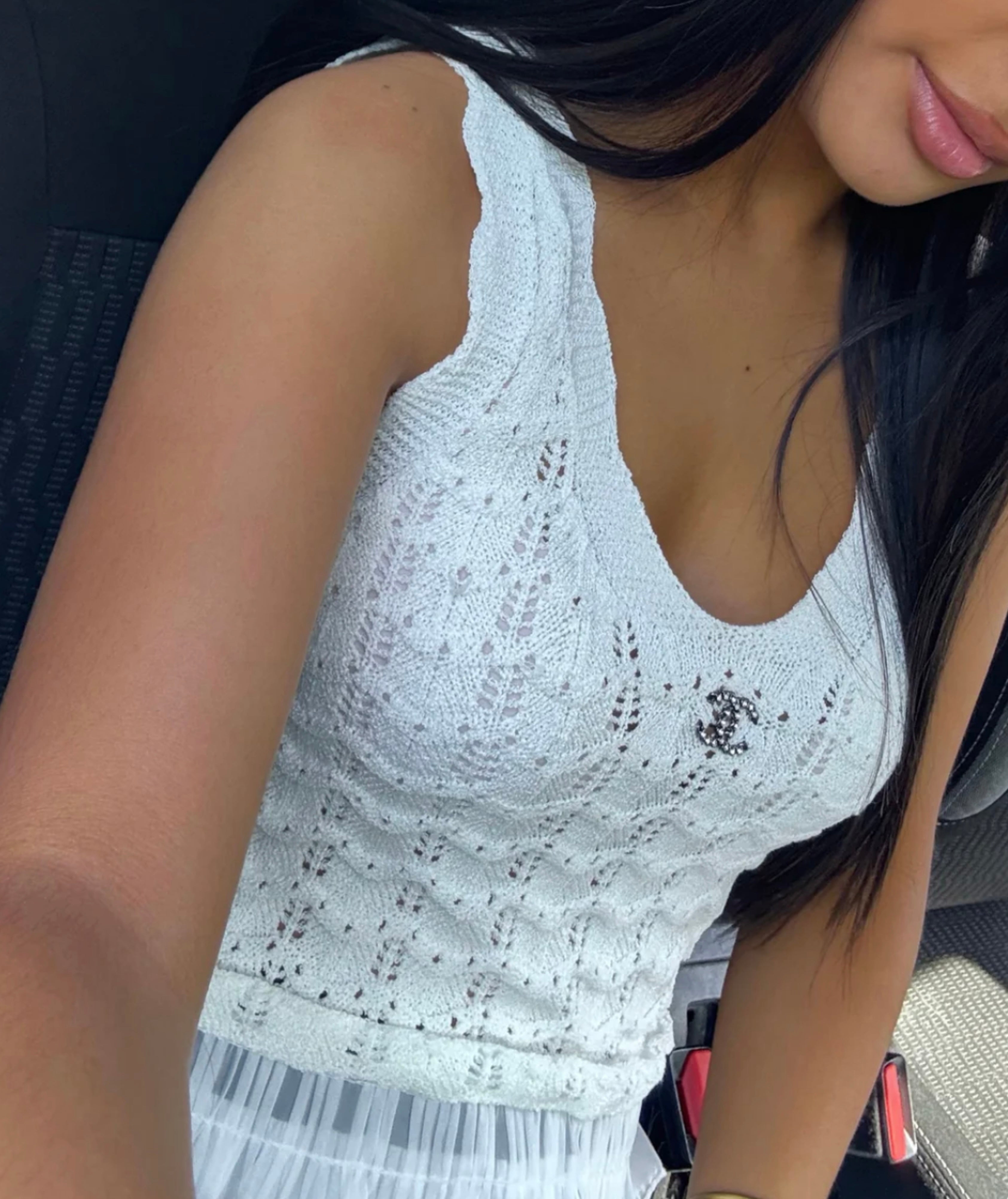 TOP CHANEL BLANC AVEC VOLANTS