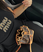 TOP MIU MIU NOIR AVEC LOGO BRODÉ DORÉE