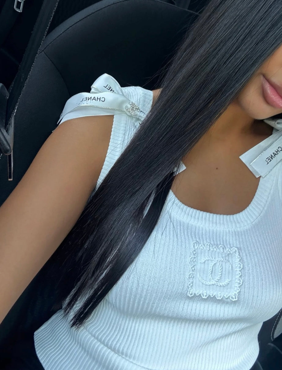 TOP CHANEL BLANC AVEC NOEUDS