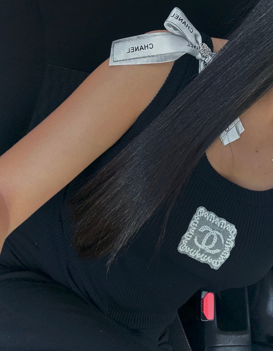 TOP CHANEL NOIR AVEC NOEUDS
